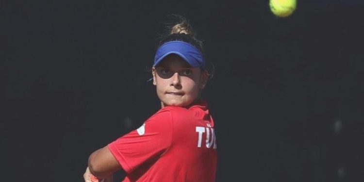 Melisa Ercan, Fransa Açık’a genç çiftler kategorisinde veda etti