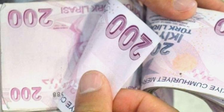 Memur-Sen’den memur maaşları düzenlemesiyle ilgili açıklama