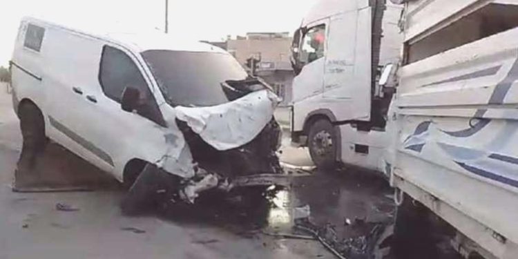 Mersin’de 4 araç çarpıştı: 7 yaralı