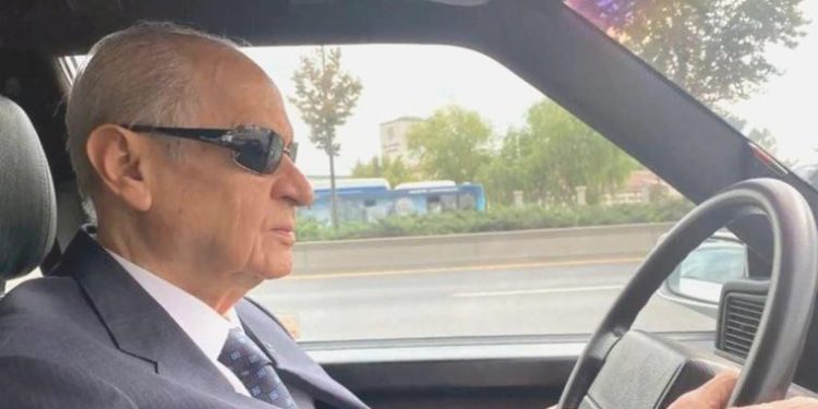 MHP’den dikkat çeken Bahçeli görüntüsü: Bu bana kâfi…