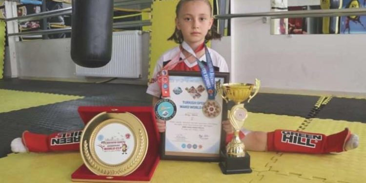 Minik kick boksçu Bilge Bakır’ın gayesi ulusal takım!