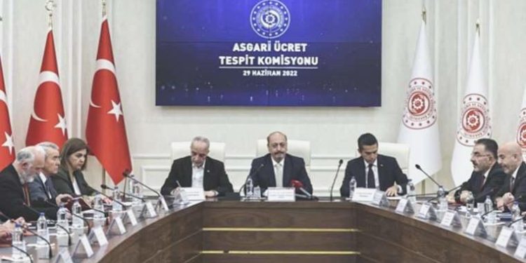Minimum fiyatta ‘500 dolar’ bilmecesi: Türk İş ve TİSK’in talepleri muhakkak oldu!