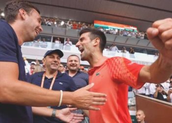 Novak Djokovic’ten Fransa Açık’ta tarihi zafer: Rafael Nadal’ı geride bıraktı
