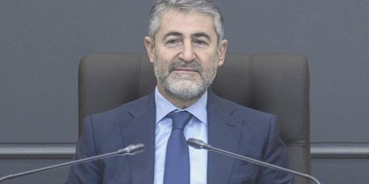 Nureddin Nebati ‘ralli olmayacak’ demişti: Seçimden sonra dolar 4 TL arttı