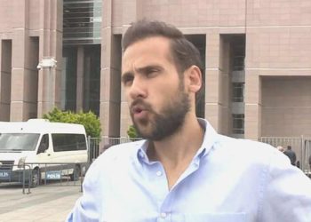 Öğrencisine şiddet uygulayan öğretmenden oyuncu Ümit Erdim’e dava: ‘Az bile söylemişim’