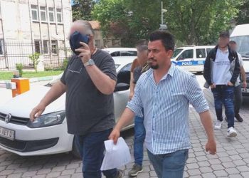 Öğretim vazifelisi çocuk istismarı imgesi bulundurmaktan gözaltına alındı