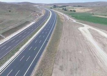 Otoyol ihalelerine 5. erteleme: Dolar kurunda süratli yükseliş yaşanırken yap-işlet-devret proje ihaleleri de ileriye atılıyor