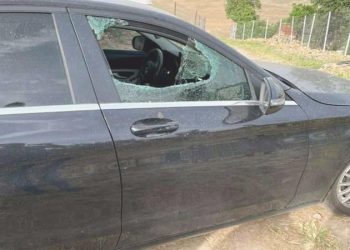 Parasını ve cep telefonlarını çaldılar: Hırsızları bulana 20 bin lira ödül verecek