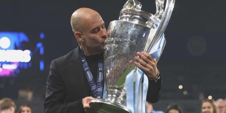 Pep Guardiola tarihe geçti