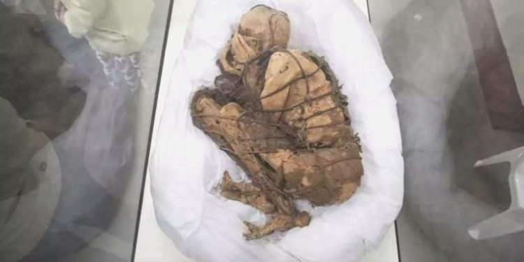 Peru’da 3 bin yıldan daha eski bir mumya tespit edildi