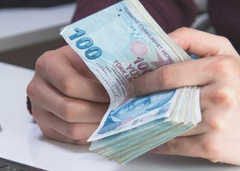Piyasada nakit düşüncesi ve karşılıksız çek arttı: Özel bankalar krediyi durdurdu, kamu bankaları sınırladı