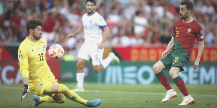 Portekiz 3 puanı 3 golle aldı!