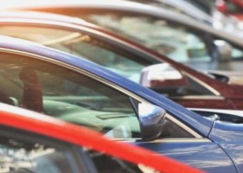 Rekor kıran araba satışlarıyla ilgili yorum: İktisat siyasetleri değiştiğinde işler aykırıya dönebilir, aman dikkat!