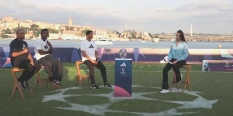 Roberto Carlos, Jardel ve Batshuayi, Champions Island’ın açılışını yaptı