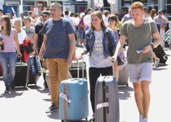 Rus turist sayısı azalıyor mu: Konaklama ve bilet fiyatları yükseldi