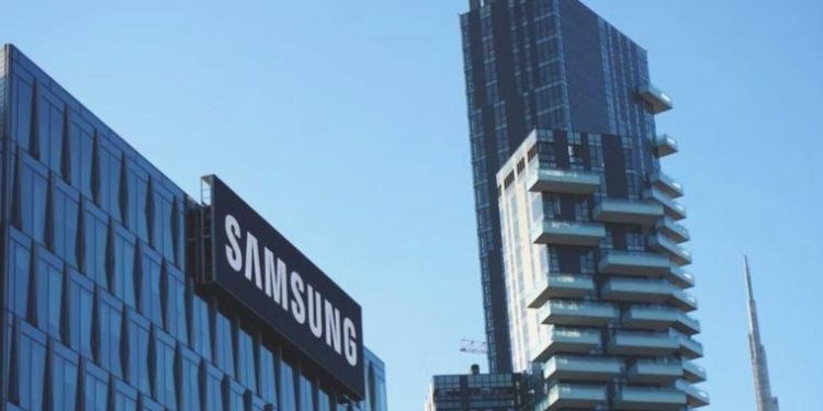 Samsung telefon üretimi yaptığı ülkelerin sayısını artırıyor