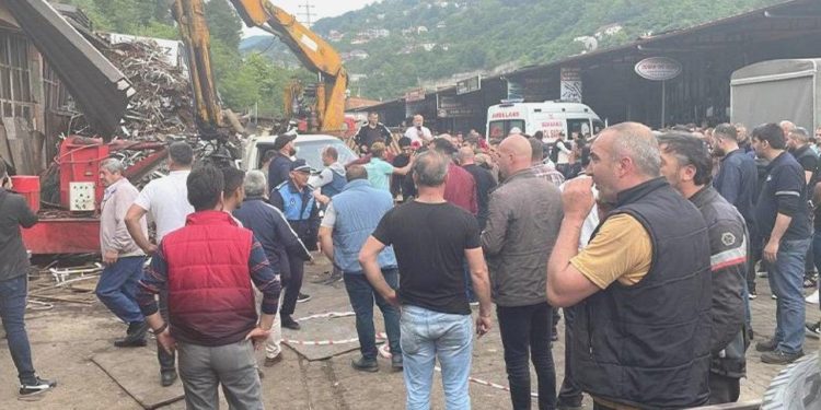 Sanayi Sitesinde Patlama: 1 Kişi Hayatını Kaybetti