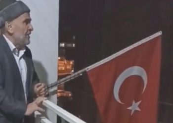 Seçimi 4 Silahla ‘Kutlayan’ Kişi Terör Estirdi!