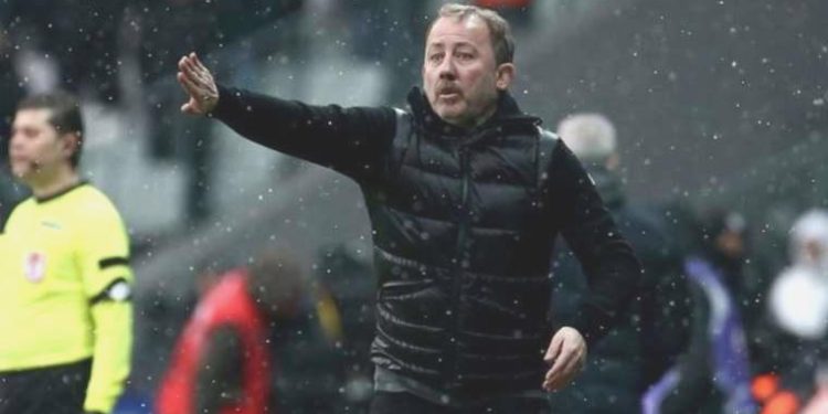 Sergen Yalçın’dan Fenerbahçe tezlerine yanıt!