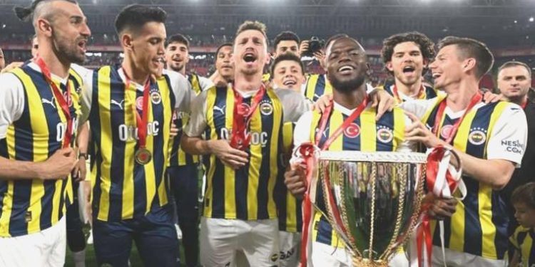Son dakika… Fenerbahçe, 5 yıldızlı forma giydiği için PFDK’ye sevk edildi