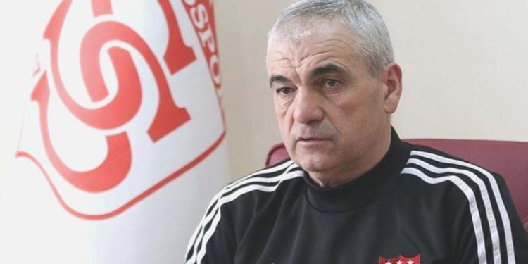 Son dakika: İstek Çalımbay istifa etti