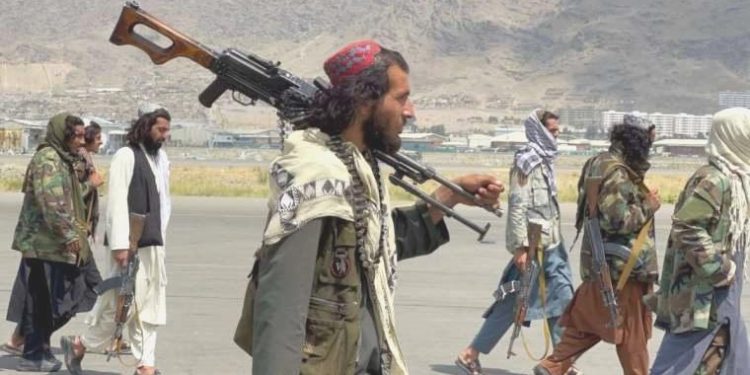 Taliban’dan İran hududunda askeri tatbikat