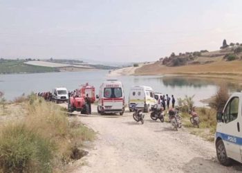 Tarsus’ta baraj gölüne düşen araç içerisinde bir kişi meyyit bulundu!