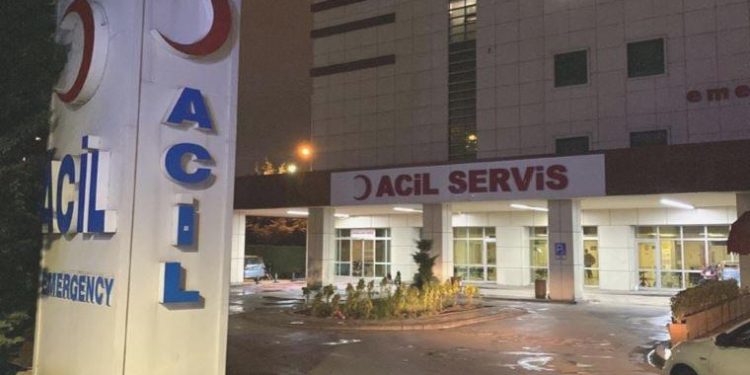 Tartıştığı oto yıkamacıyı göğsünden bıçaklayarak öldürdü!