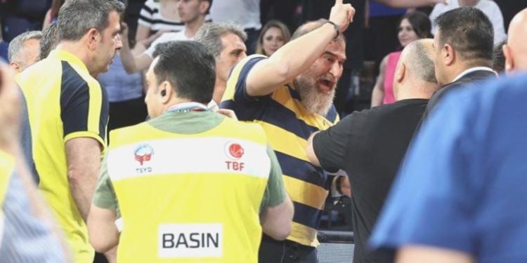 TBF’den Anadolu Efes – Fenerbahçe Beko maçının hakemleri hakkında karar