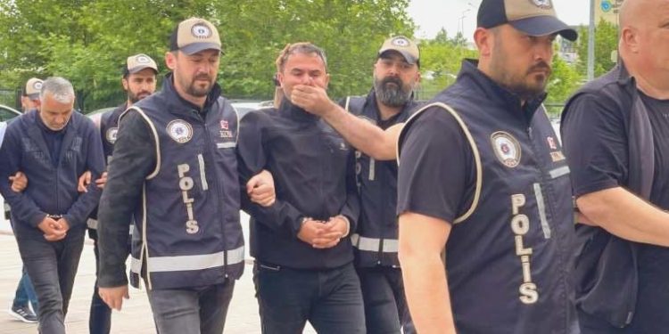Tekirdağ Ergene Belediyesi’ndeki rüşvet operasyonunda 5 zabıta tutuklandı