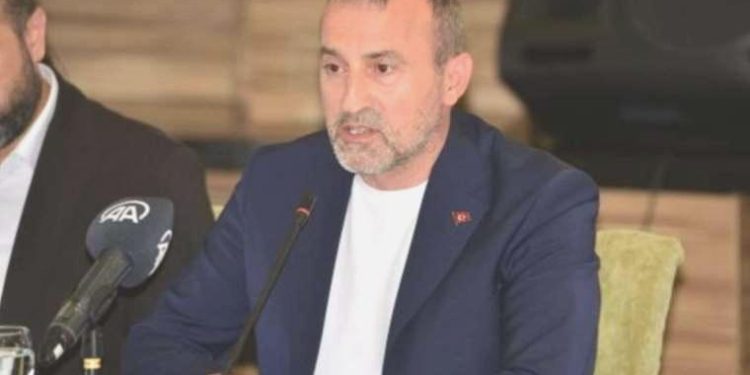 Trabzonsporlu Kongre Üyesi Mustafa Hacıkerimoğlu’ndan tüzük daveti