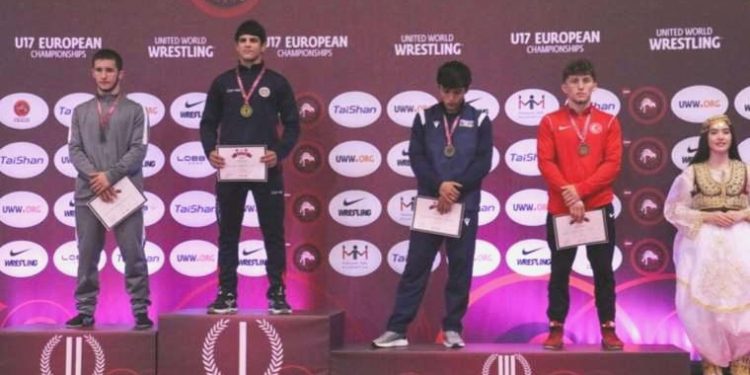 U17 Avrupa Güreş Şampiyonası’nda millilerden 14 madalya