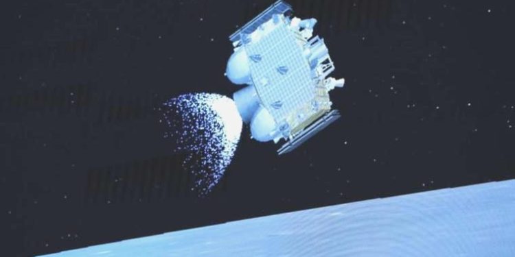 Uzman gelecekte Ay’a inişin nasıl yapılacağını açıkladı