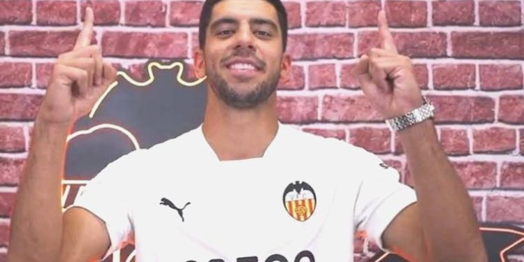 Valencia, Cenk Özkacar’ın bonservisini aldı
