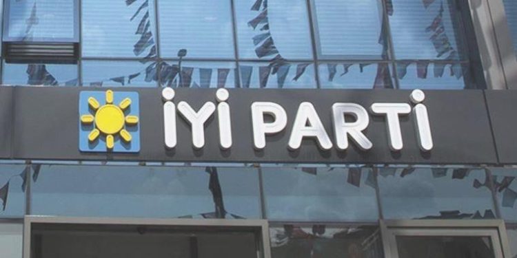 YETERLİ Parti’nin TBMM Lider Adayı Cihan Paçacı oldu