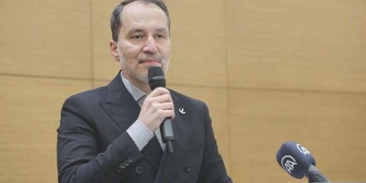 Yine Refah Partisi Genel Lideri Fatih Erbakan’ın gayesinde bu defa medya var