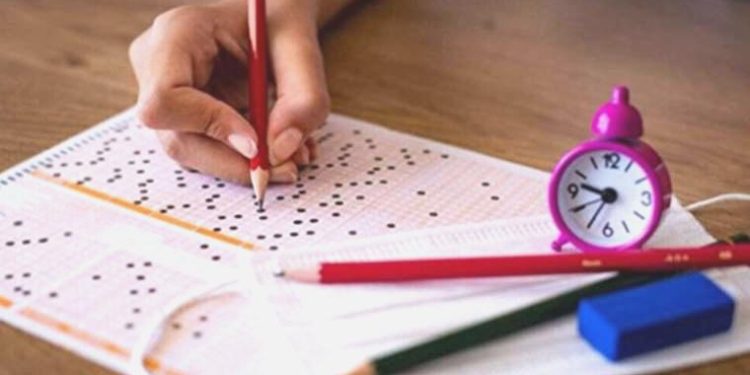 YKS’de ikinci oturum başladı