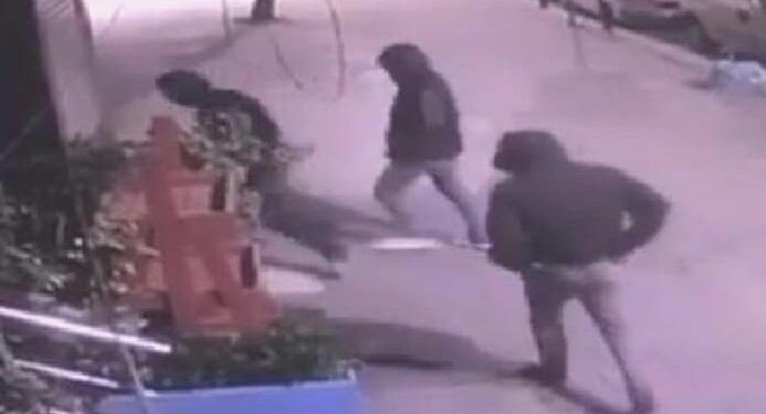 Zeytinburnu’nda 3 farklı hırsızlık kamerada