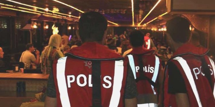 10 ilçede eş vakitli uygulama: 354 kaçak göçmen yakalandı