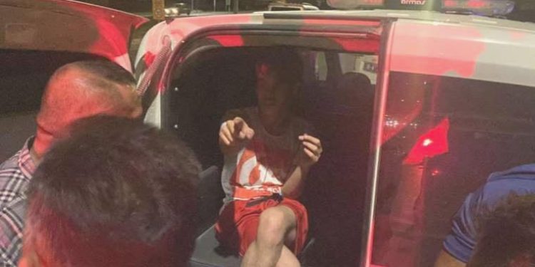 15 yaşındaki çocuk, kontağı üzerinde olan halk otobüsünü kaçırdı