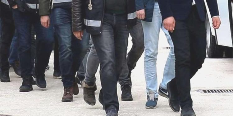 37 vilayette dolandırıcılık operasyonu: 10 kuşkulu tutuklandı
