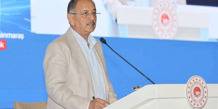 ay kırıkları ve hatları üzerinde yapılaşma olmayacak