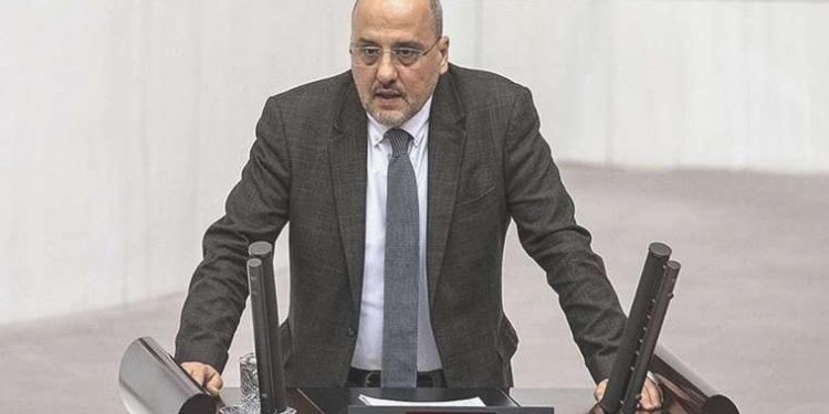 Ahmet Şık’tan ‘özeleştiri’: ‘Bağlamından koparılmış, yanlış anlaşılmaya ve emelini aşmaya açık cümleler…’