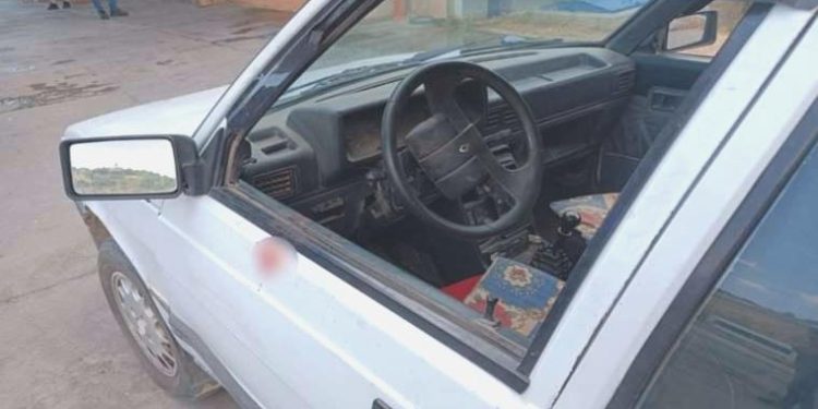 Akaryakıt istasyonunda bıçaklı hücum: 2 yaralı!