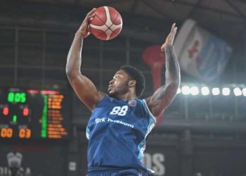 Anadolu Efes, Tyrique Jones ile imzaladı