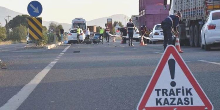 Anadolu Otoyolu’nda zincirleme kaza: 9 kişi yaralandı!