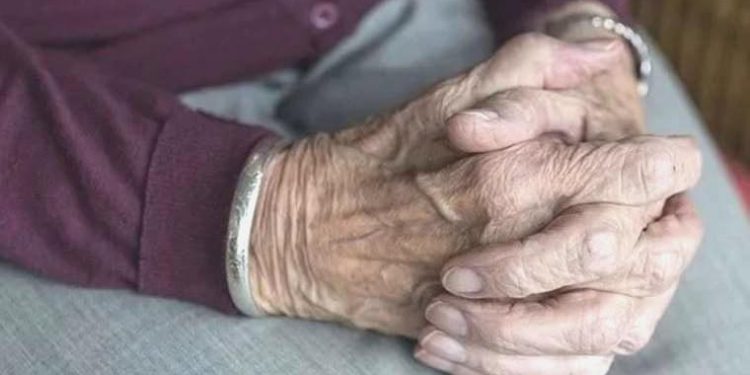 Araştırma: Azalan koku duyusu yaşlılarda depresyon riskini artırabilir