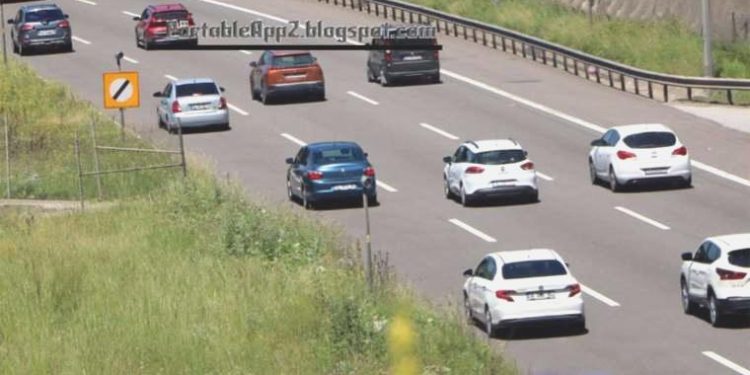 Bayram tatilinin son gününde dönüş trafiği başladı
