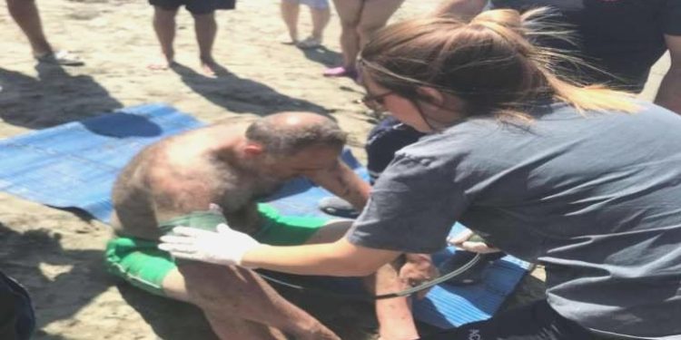 Boğulma tehlikesi atlatan yurttaşı itfaiye kurtardı