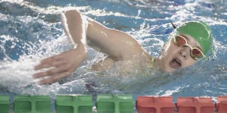 Bosna Hersekli genç yüzücüler Avrupa Şampiyonası’na Erzurum’da hazırlanıyor